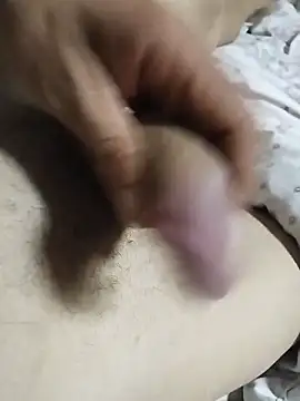 Snapshot of uelytom chatting on 27, 11, 2025 uelytom online show from 27, 11, 2025