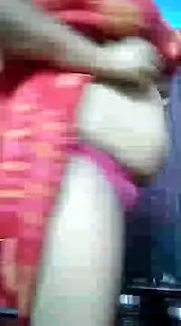 BERRY 00 online show from 2, 2, 2025