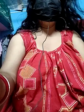 BERRY 00 online show from 28, 10, 2025