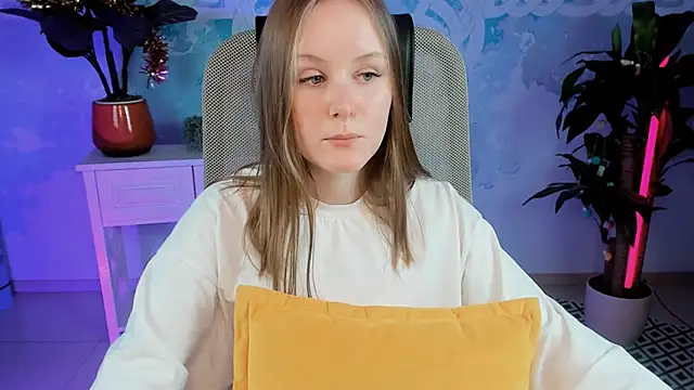 Snapshot of VivienLeeigh chatting on 8, 1, 2025 VivienLeeigh online show from 8, 1, 2025