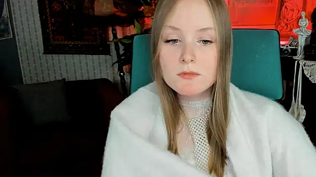 Snapshot of VivienLeeigh chatting on 9, 2, 2025 VivienLeeigh online show from 9, 2, 2025