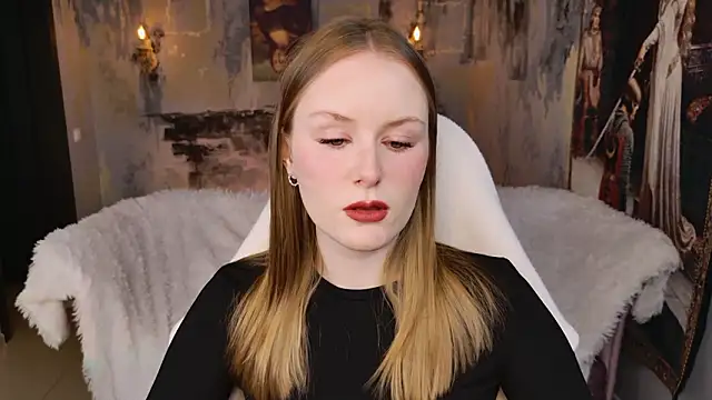 VivienLeeigh online show from 6, 3, 2026