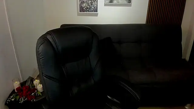 crimson tati  online show from 19, 11, 2025