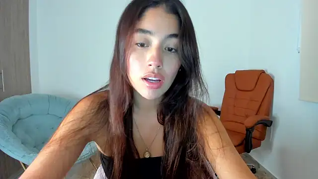 AriaMontgomery online show from 13, 2, 2025