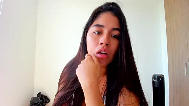 AriaMontgomery online show from 18, 1, 2026