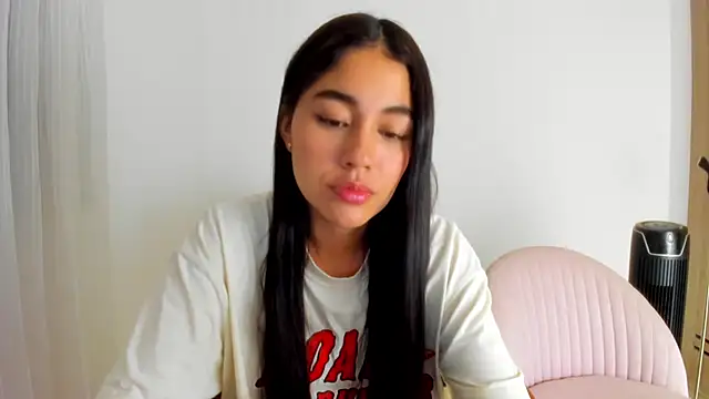 AriaMontgomery online show from 16, 6, 2026