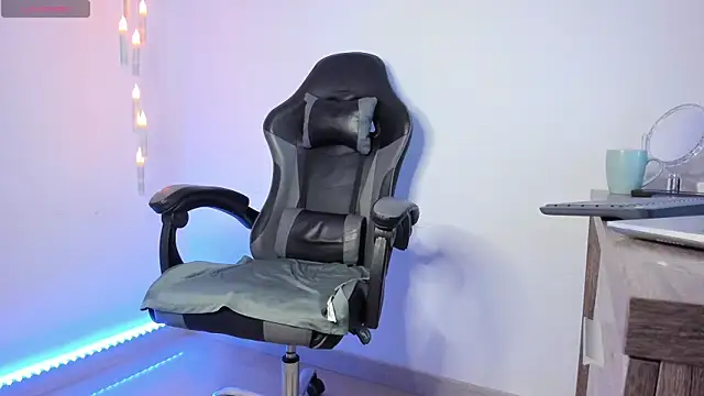 stephennolan1 online show from 5, 12, 2025