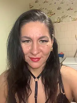 Snapshot of Tina_Moretti chatting on 12, 3, 2025 Tina Moretti online show from 12, 3, 2025
