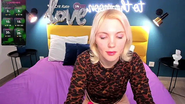 Fluffy Monica online show from 12, 3, 2025