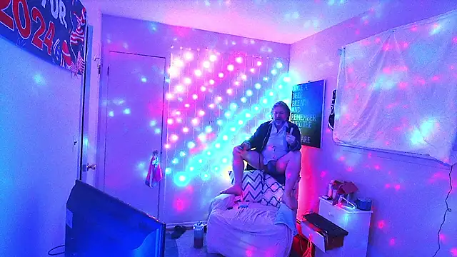 Snapshot of onlym4m chatting on 2, 2, 2025 onlym4m online show from 2, 2, 2025