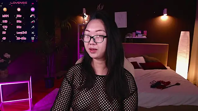 Marine Vact online show from 5, 11, 2025