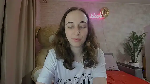 Anika bloom online show from 7, 3, 2025