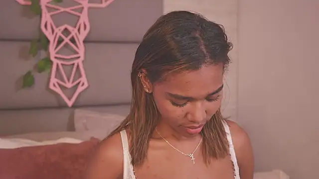 Lily Miiller online show from 27, 11, 2025