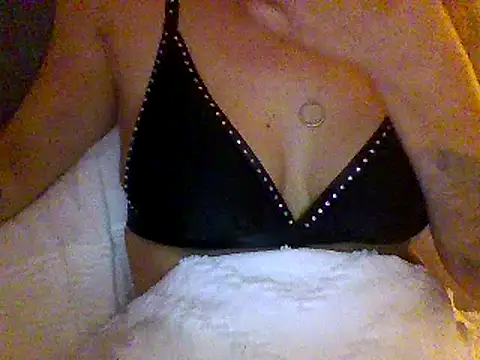 Fiesty findom40 online show from 25, 12, 2024