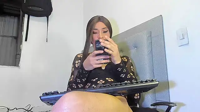 Snapshot of camila_bigcock169 chatting on 3, 3, 2026 camila bigcock169 online show from 3, 3, 2026