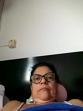 Snapshot of Sharongirl07 chatting on 20, 12, 2025 Sharongirl07 online show from 20, 12, 2025