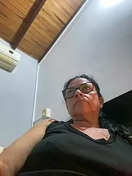 Snapshot of Sharongirl07 chatting on 9, 1, 2026 Sharongirl07 online show from 9, 1, 2026