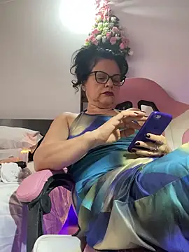 Snapshot of Sharongirl07 chatting on 15, 2, 2026 Sharongirl07 online show from 15, 2, 2026