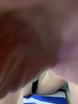 Snapshot of Sharongirl07 chatting on 3, 3, 2026 Sharongirl07 online show from 3, 3, 2026