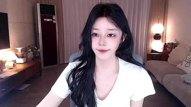 sweateanv  online show from 1, 4, 2026