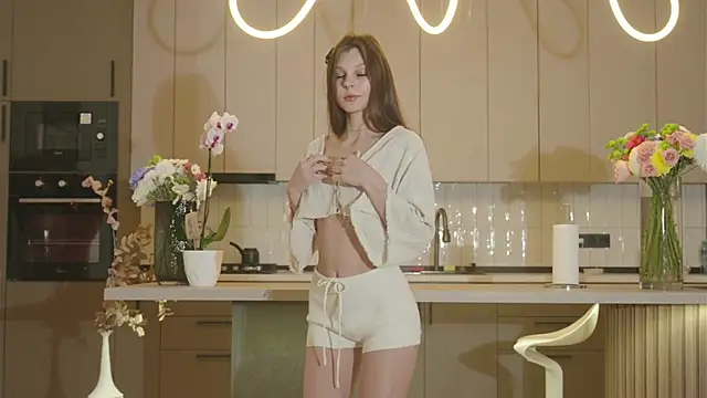 whisper of love online show from 25, 11, 2025