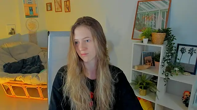 Sharon Evansi online show from 16, 3, 2025