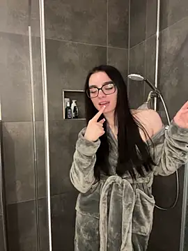 AdelinaAlia online show from 18, 11, 2025