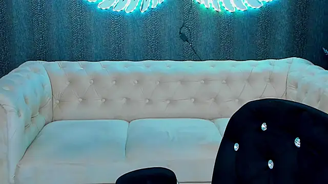 anemarieejolie online show from 22, 3, 2025