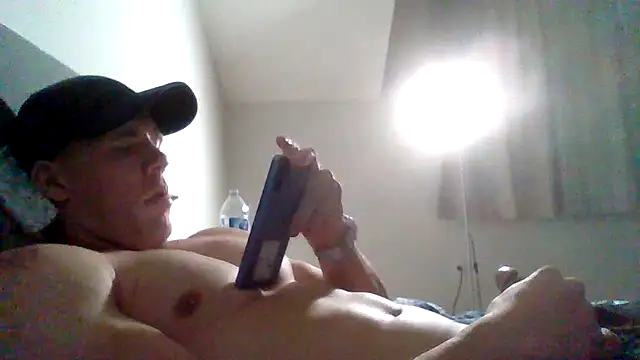 Snapshot of parkerxmuscle chatting on 25, 12, 2024 parkerxmuscle online show from 25, 12, 2024