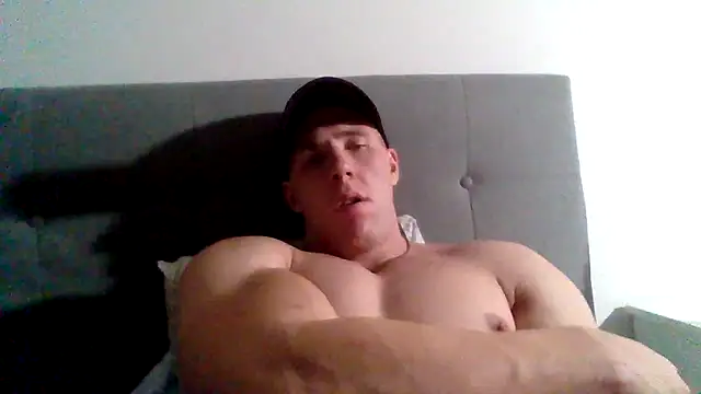 Snapshot of parkerxmuscle chatting on 2, 1, 2025 parkerxmuscle online show from 2, 1, 2025