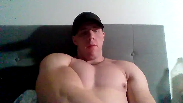 Snapshot of parkerxmuscle chatting on 13, 1, 2025 parkerxmuscle online show from 13, 1, 2025