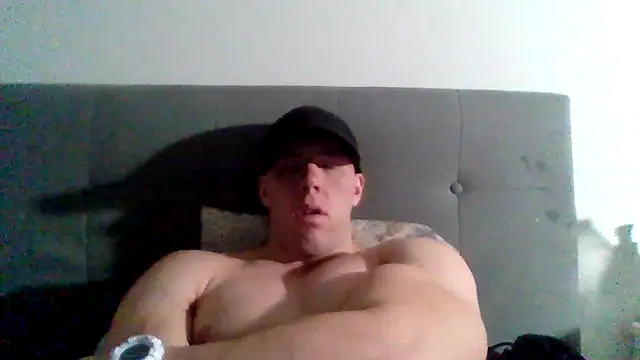 Snapshot of parkerxmuscle chatting on 4, 2, 2025 parkerxmuscle online show from 4, 2, 2025