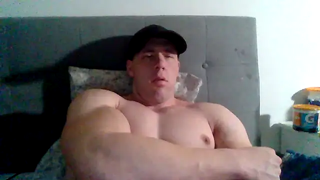 Snapshot of parkerxmuscle chatting on 5, 2, 2025 parkerxmuscle online show from 5, 2, 2025