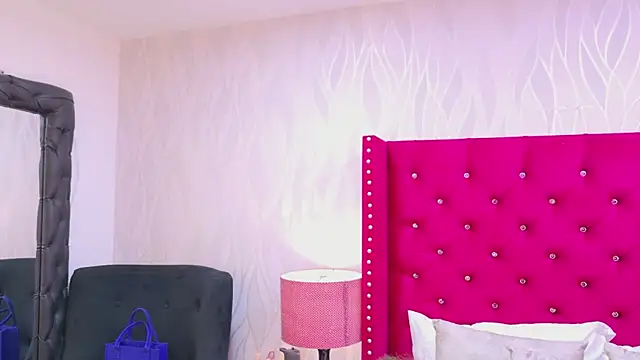 HazelMoret online show from 1, 10, 2025