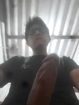 Snapshot of HardDick2 chatting on 1, 11, 2025 HardDick2 online show from 1, 11, 2025