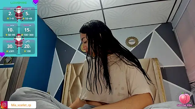 Snapshot of Mia_scarlet69 chatting on 17, 11, 2025 Mia scarlet69 online show from 17, 11, 2025