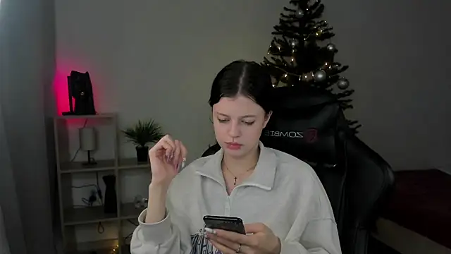 Snapshot of Este_Glen chatting on 22, 12, 2024 Este Glen online show from 22, 12, 2024