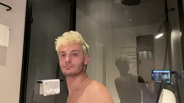 Snapshot of Dylansd chatting on 16, 1, 2025 Dylansd online show from 16, 1, 2025