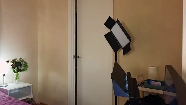 Rita flame online show from 29, 1, 2025