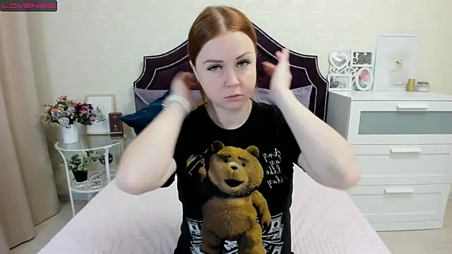 BettyBloom69 online show from 7, 2, 2025