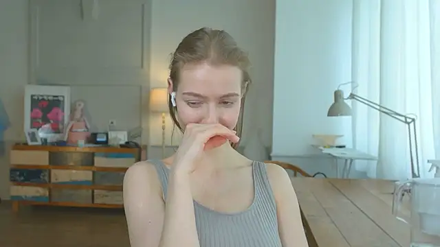 Snapshot of solar_bella chatting on 29, 1, 2025 solar bella online show from 29, 1, 2025