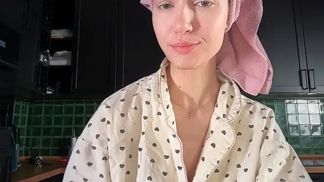 Snapshot of solar_bella chatting on 12, 2, 2026 solar bella online show from 12, 2, 2026