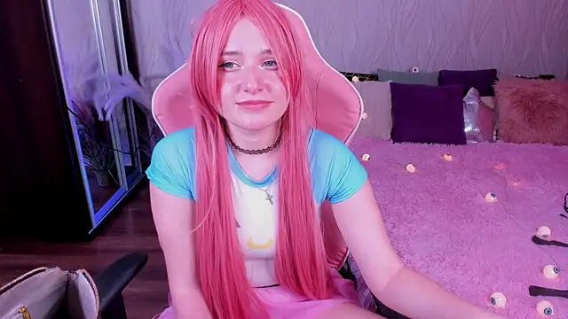 Snapshot of LisaElfy chatting on 22, 12, 2024 LisaElfy online show from 22, 12, 2024