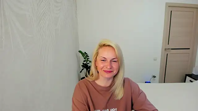 Alicee Gracee online show from 29, 3, 2026