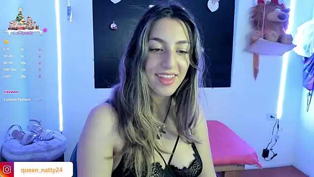 Snapshot of queen-natty chatting on 4, 1, 2025 queen-natty online show from 4, 1, 2025