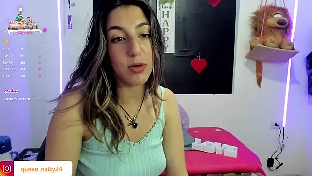 Snapshot of queen-natty chatting on 10, 1, 2025 queen-natty online show from 10, 1, 2025