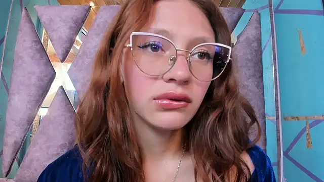 Snapshot of LARICSABLUE chatting on 22, 1, 2025 LARICSABLUE online show from 22, 1, 2025