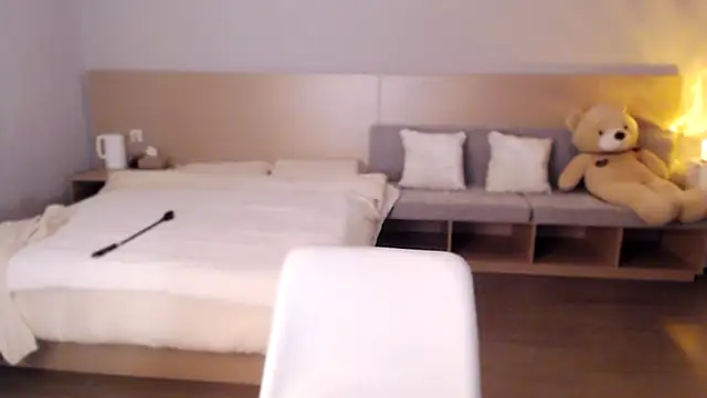 Lucky-baby online show from 17, 1, 2025