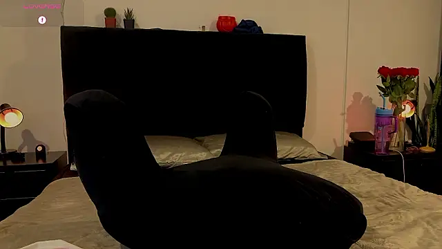 Snapshot of whitesemma chatting on 5, 3, 2026 whitesemma online show from 5, 3, 2026