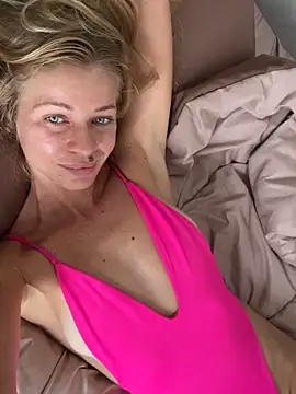 -OliWow- online show from 1, 3, 2026